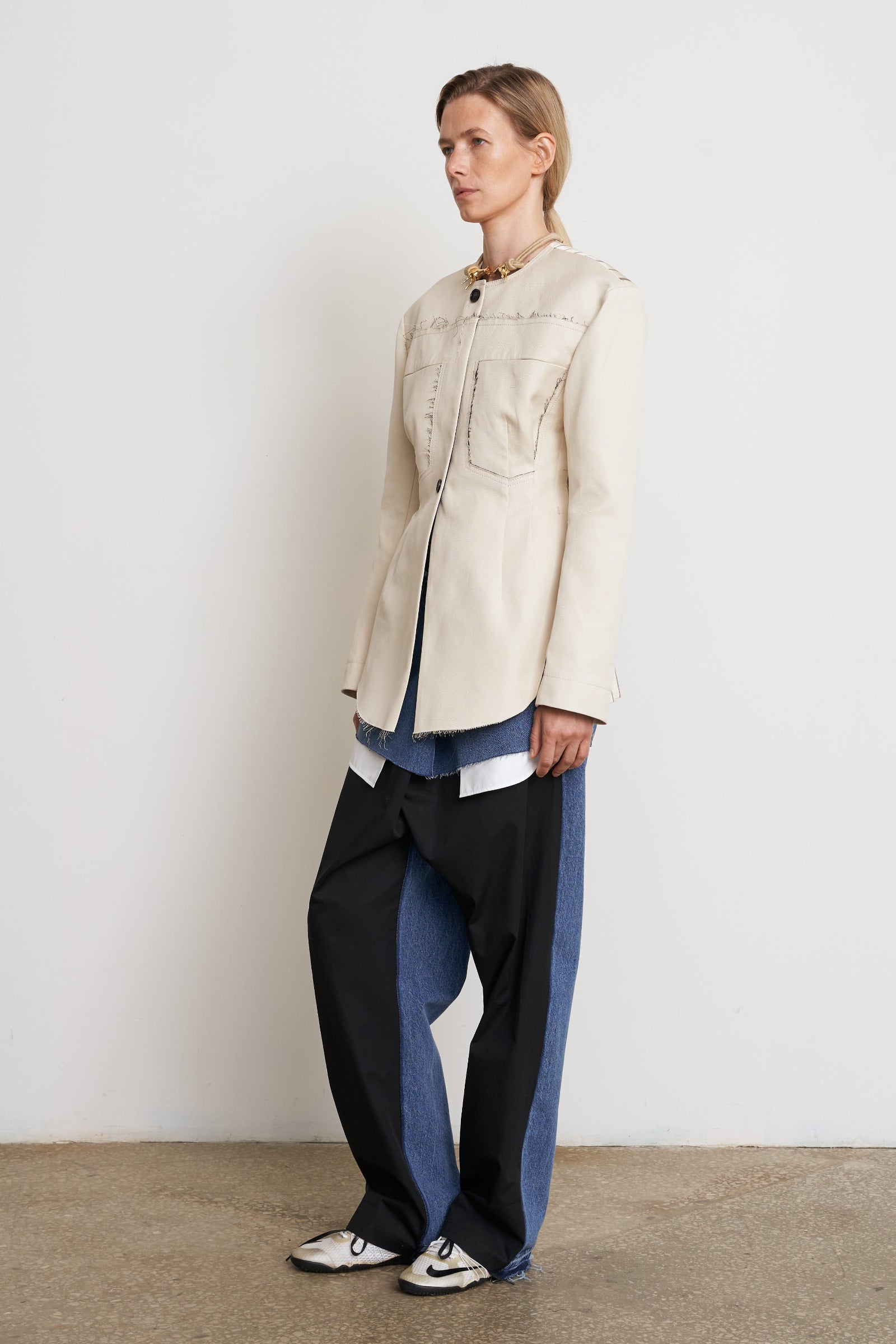 Waist Fitted Frayed Jacket With Satin Back  2