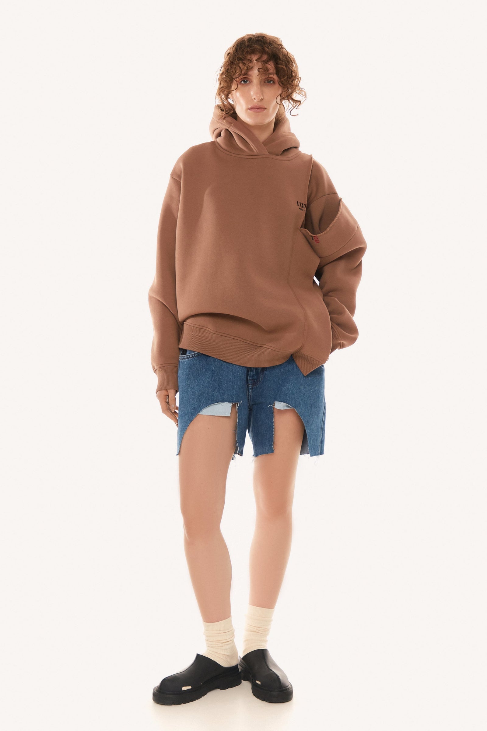 BEIGE CLEAN-CUT HOODIE