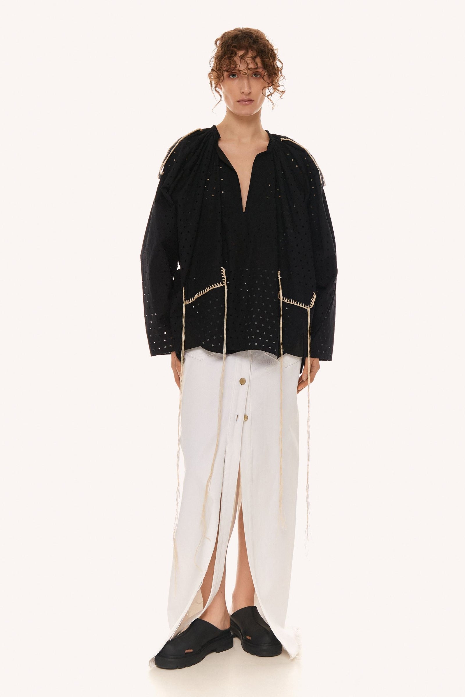 BLACK OBERIH SHIRT