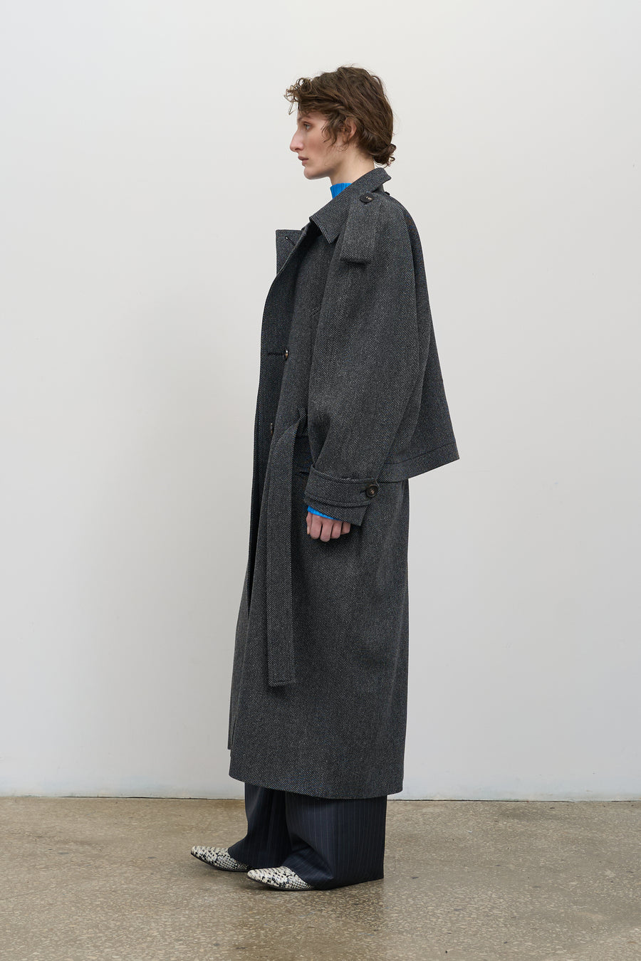 BELTED WOOL-BLEND COAT WITH CAPELET DETAIL 3