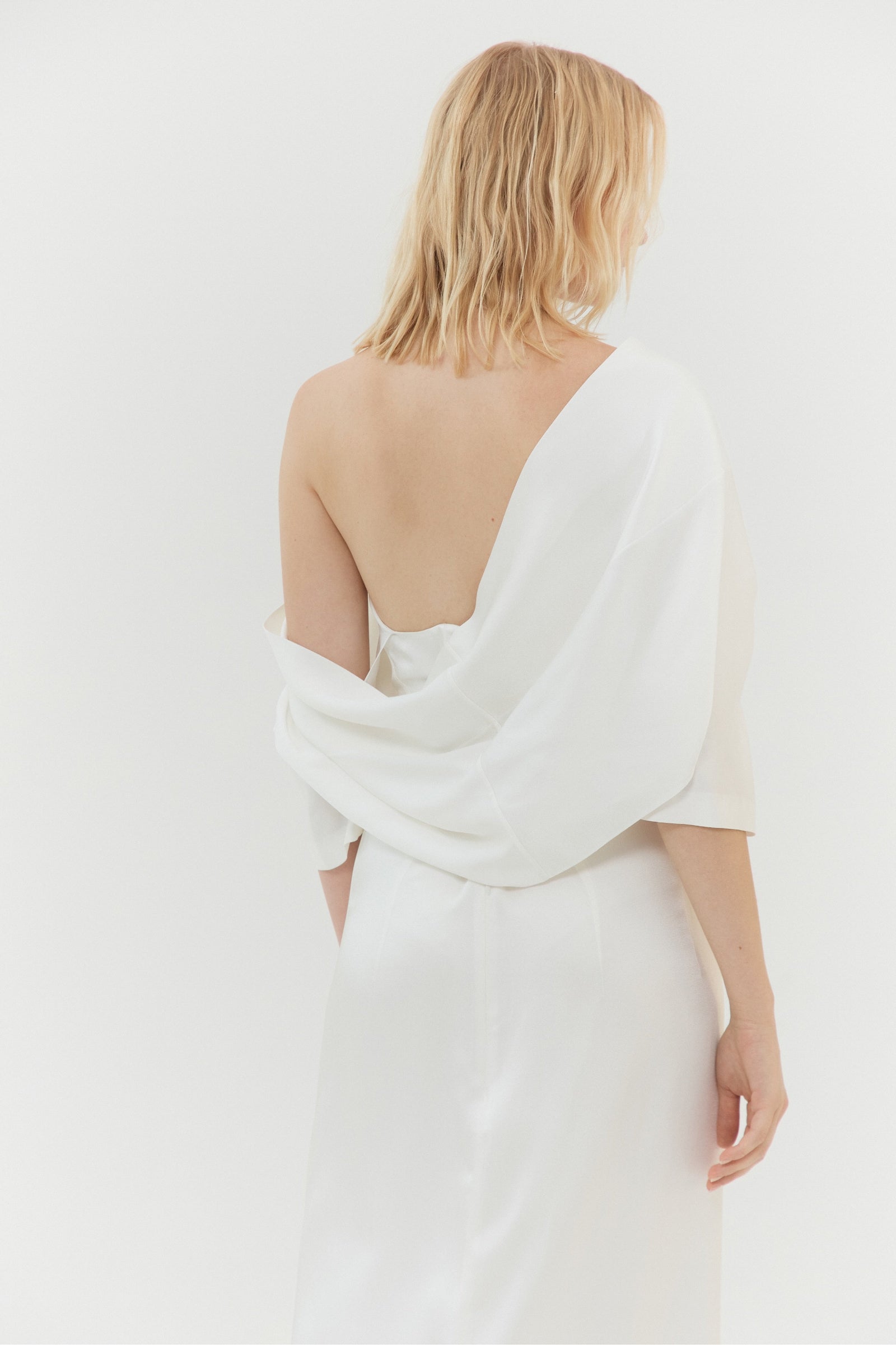 KOLOMIYA DRESS WHITE 1