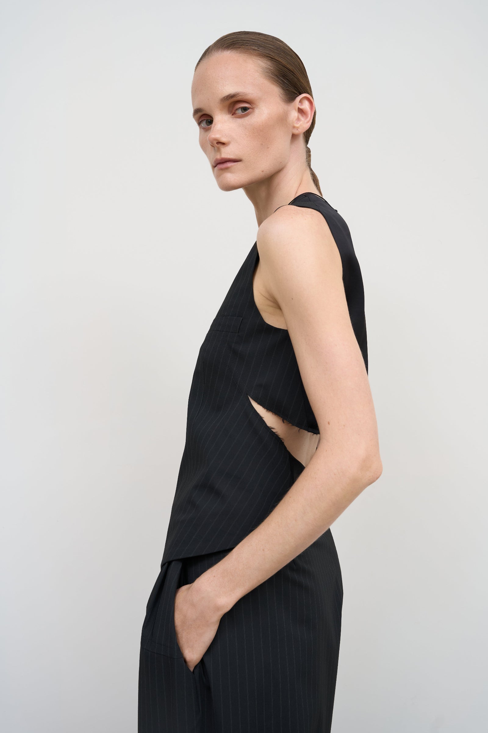 WAISTCOAT WITH TWISTED SATIN BACK