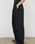 WIDE-LEG TROUSERS WITH ADJUSTABLE WAIST