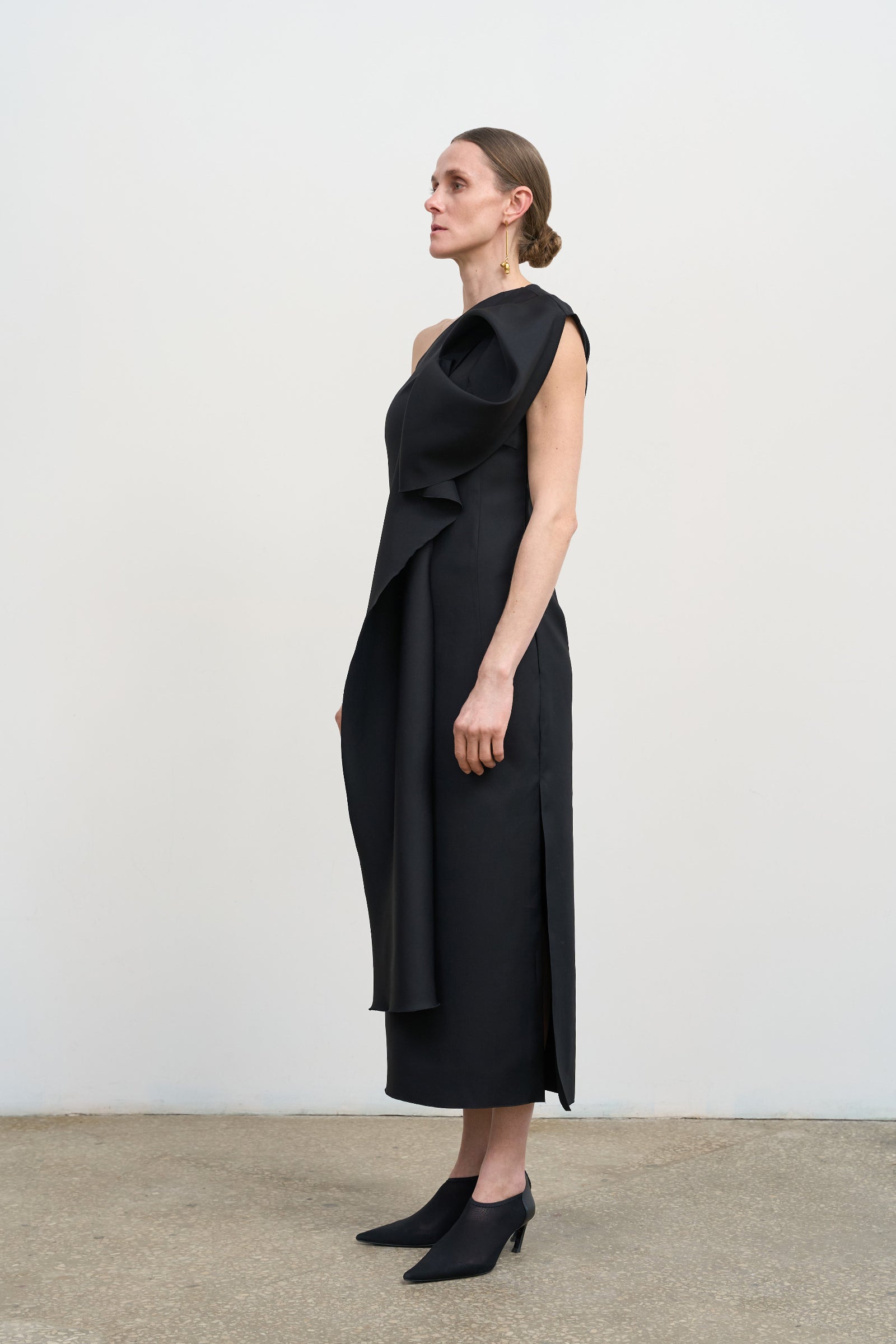 WOOL-BLEND DRESS WITH FLORAL DETAIL