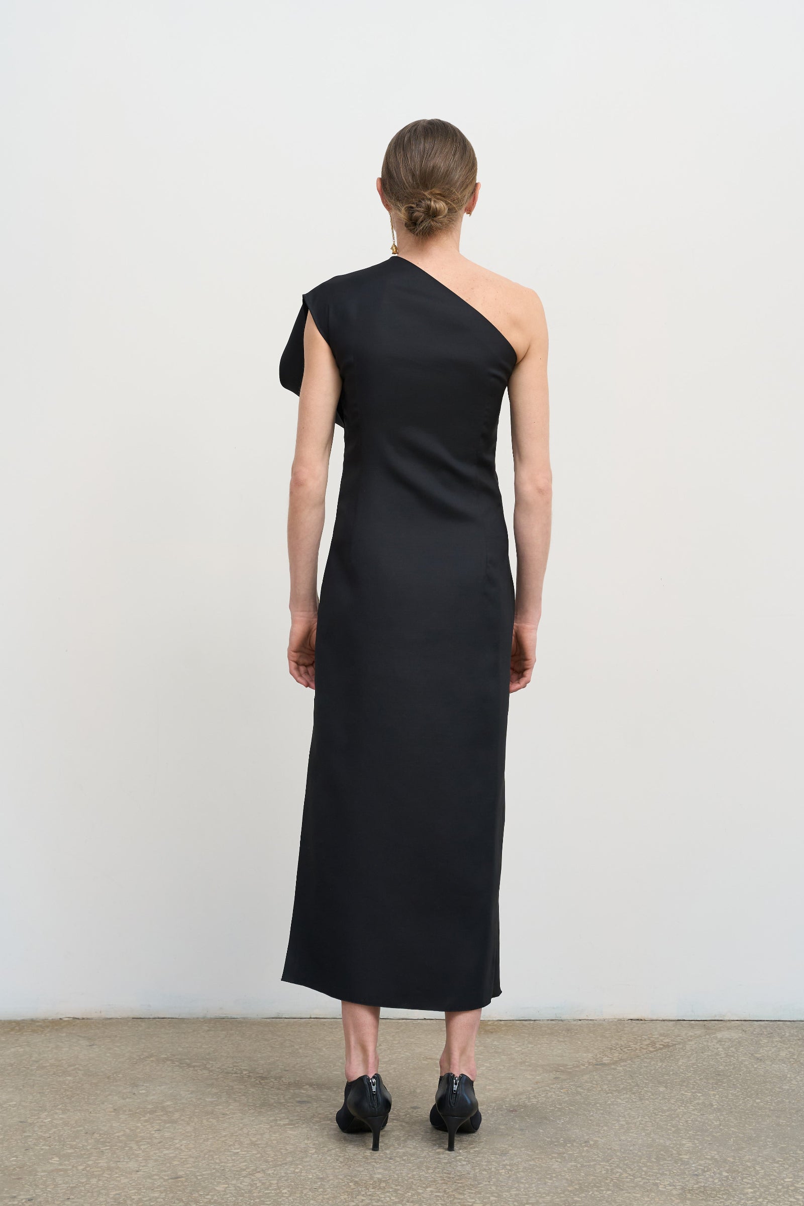 WOOL-BLEND DRESS WITH FLORAL DETAIL