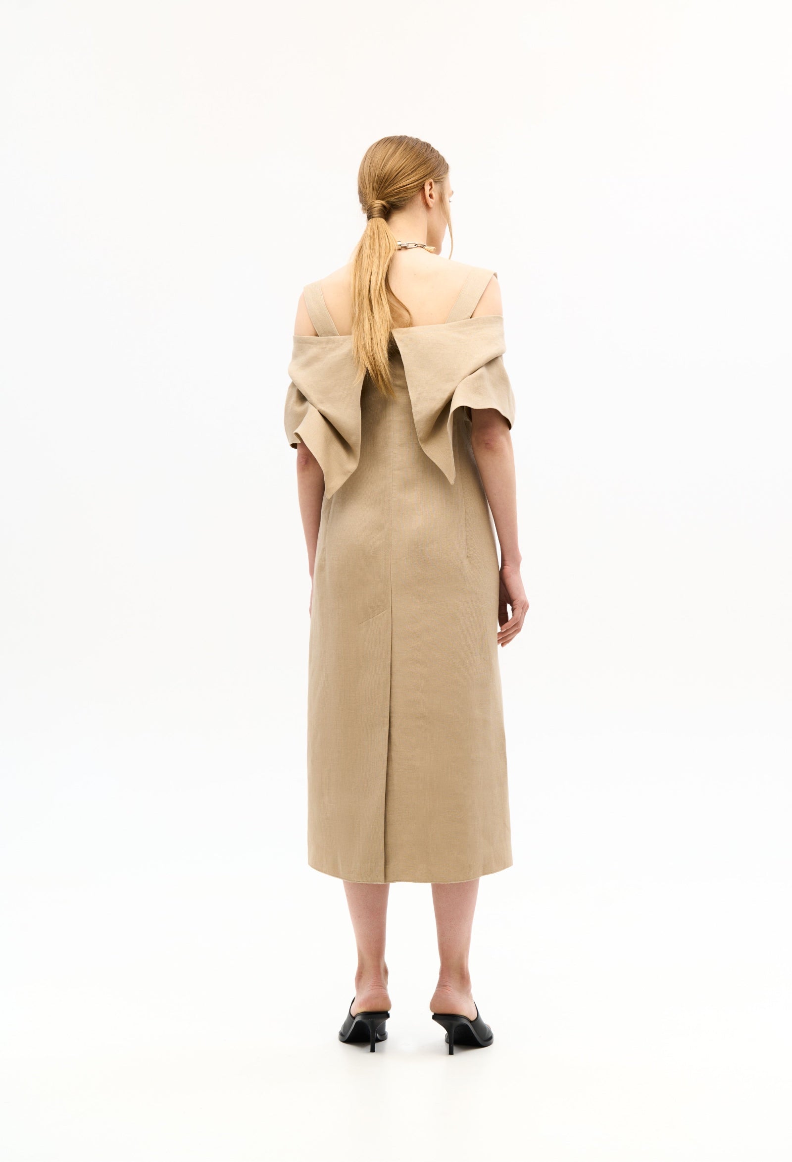 BEIGE SVITA DRESS 2