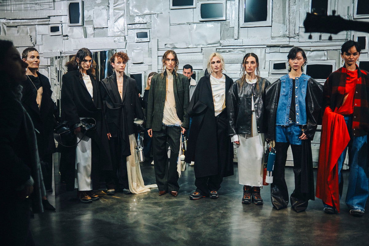 Anti-Fashion: Meaning, Origins, and the Idea Behind the Movement