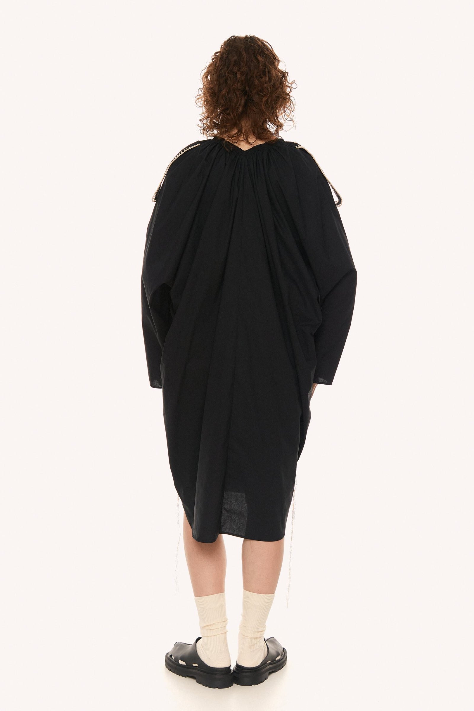BLACK_OBERIH_DRESS 3