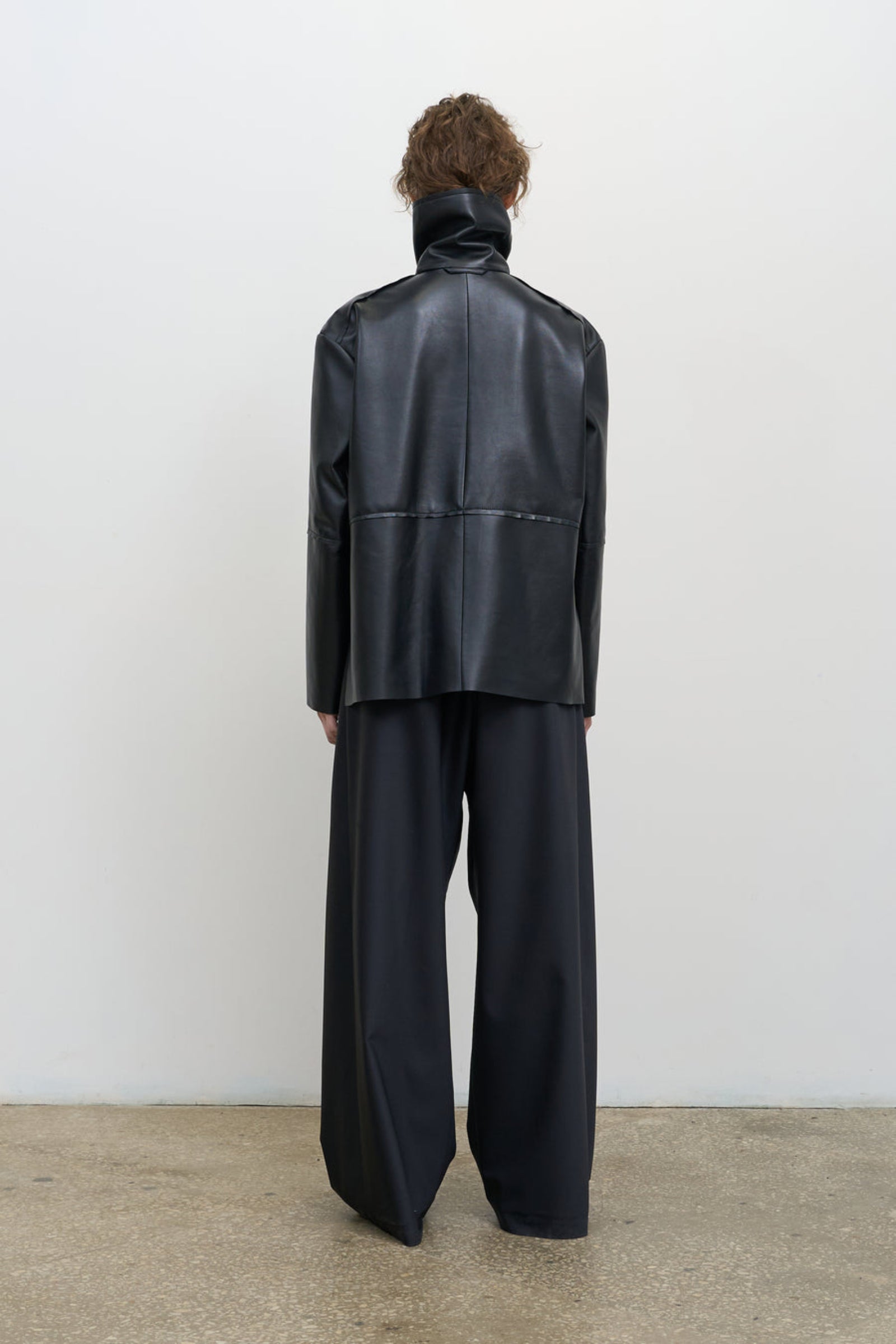 CITYSCAPE LEATHER JACKET WITH FRONT POCKET2