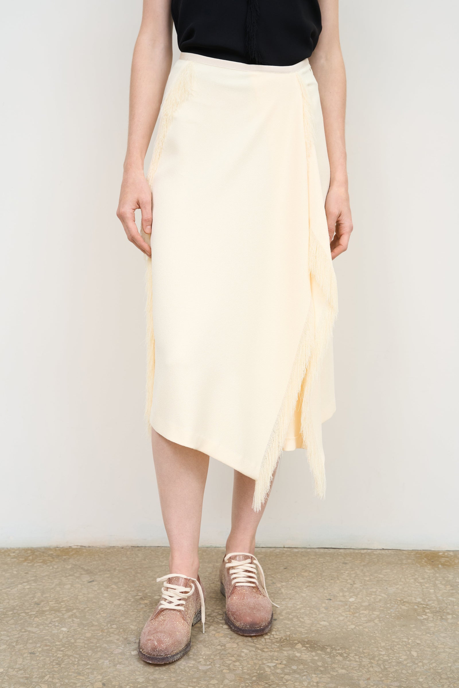 CREAM MIDI TAPERED SKIRT WITH FRINGE DETAIL