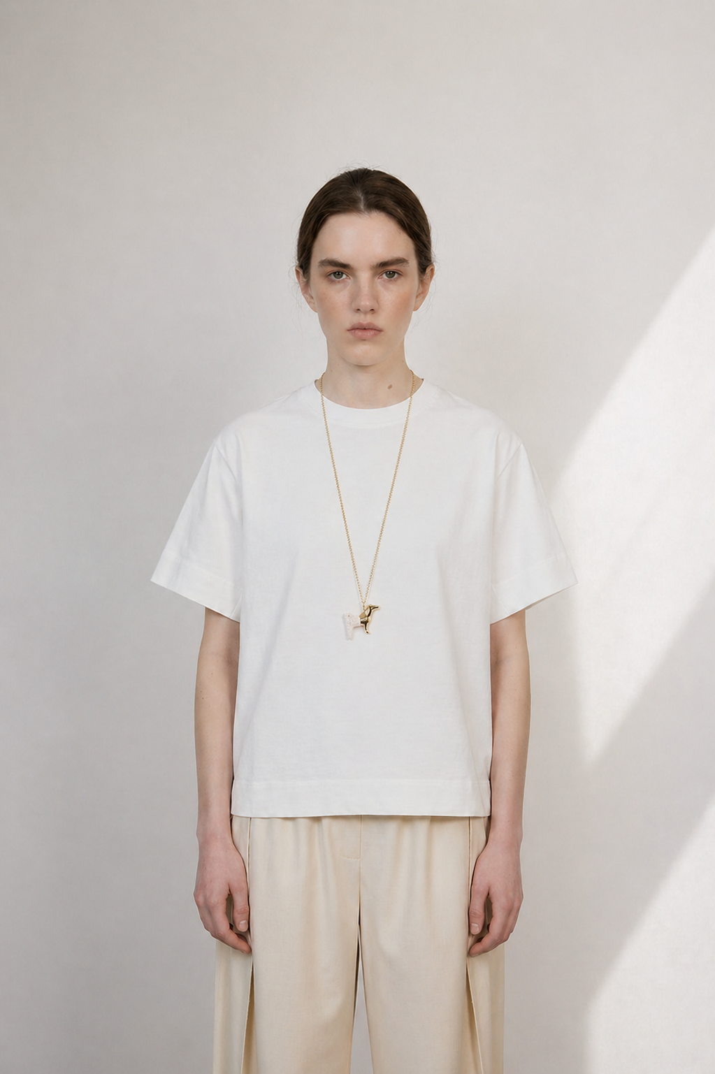 SPIRIT GOLD-PLATED PENDANT WITH HANDCRAFTED CERAMIC DETAIL