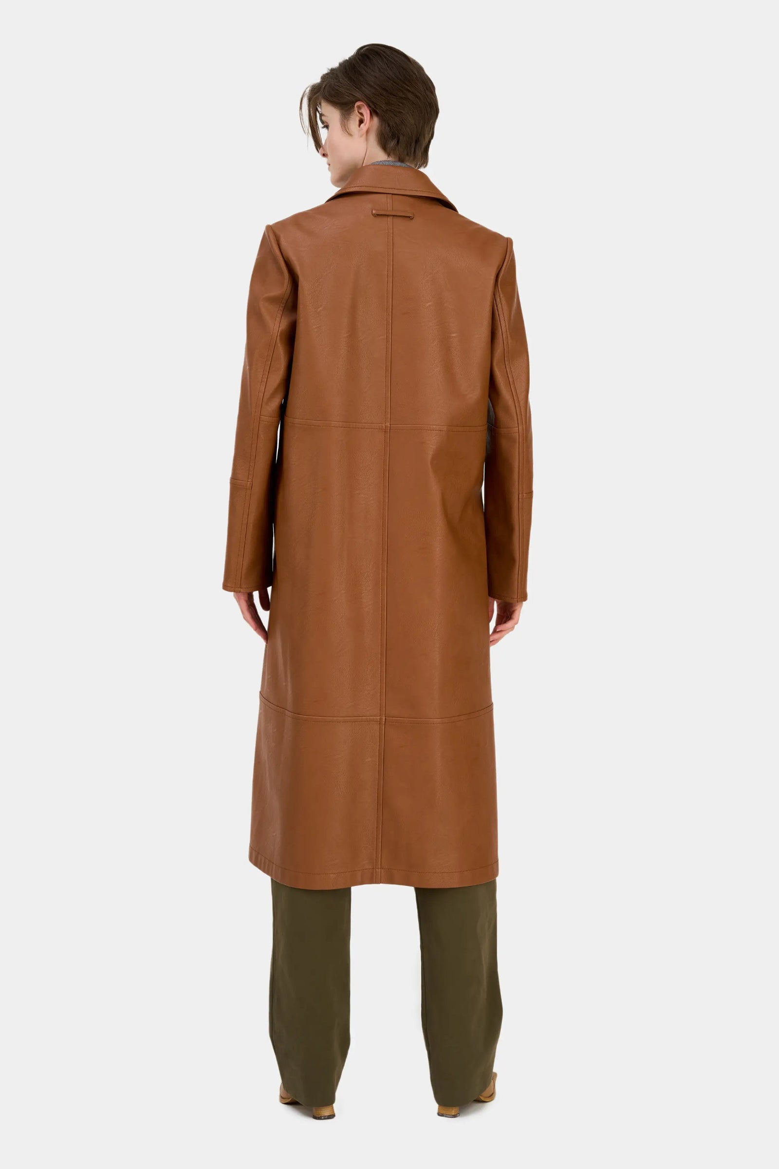 DRESSER COAT