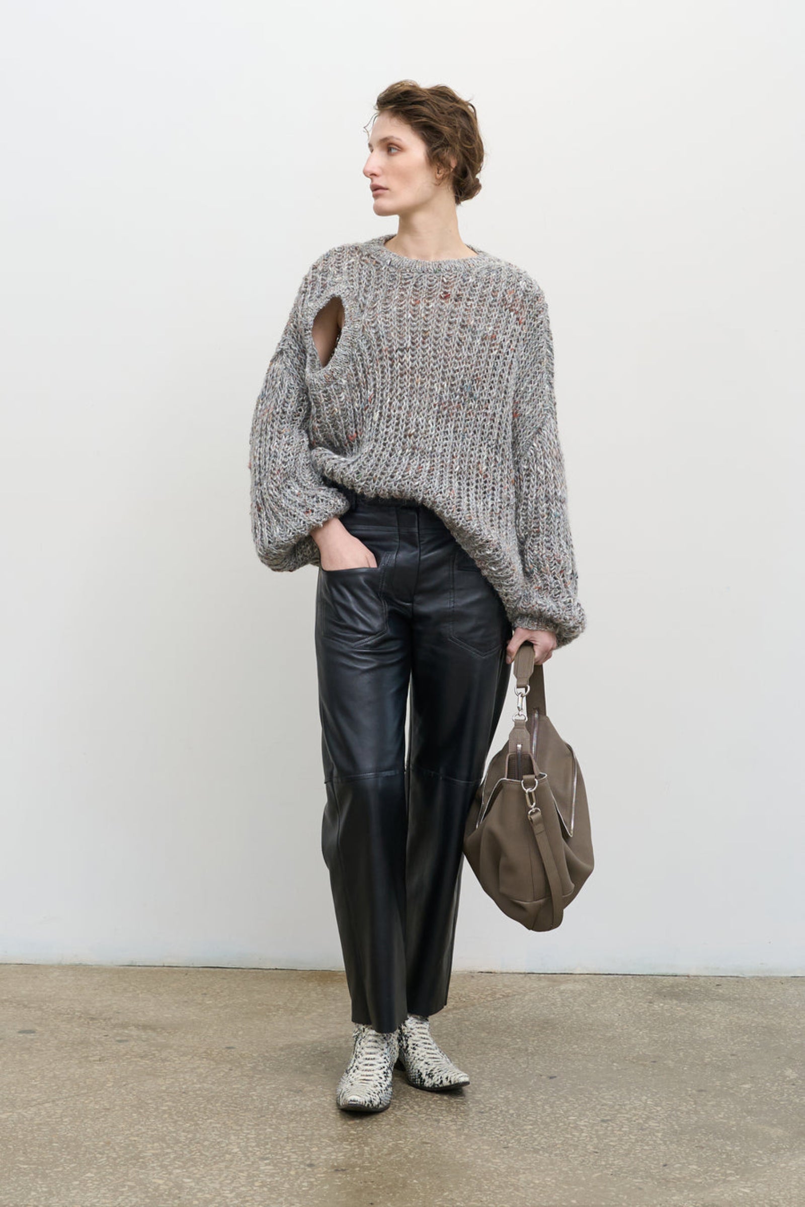DUAL-NECK REVERSIBLE SWEATER