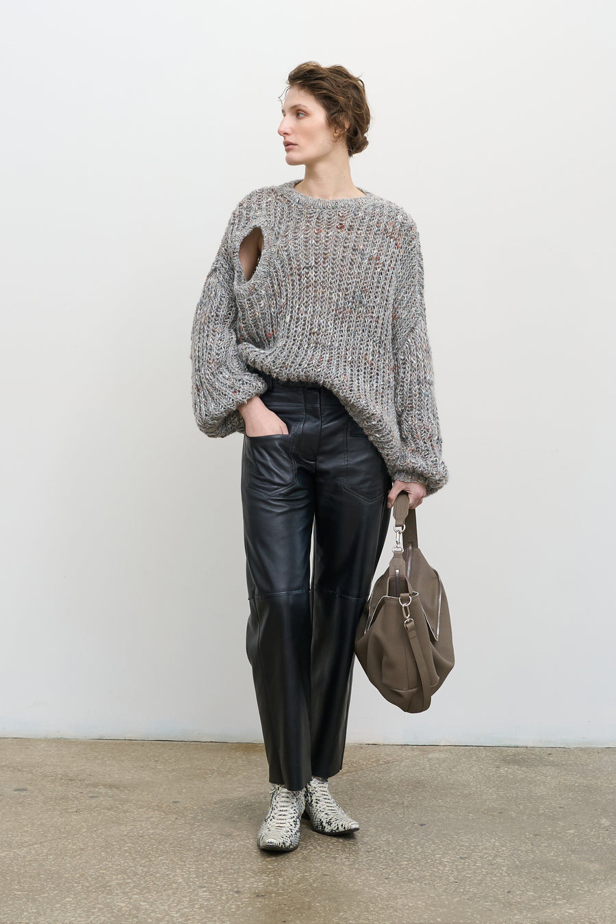 DUAL-NECK REVERSIBLE SWEATER 3