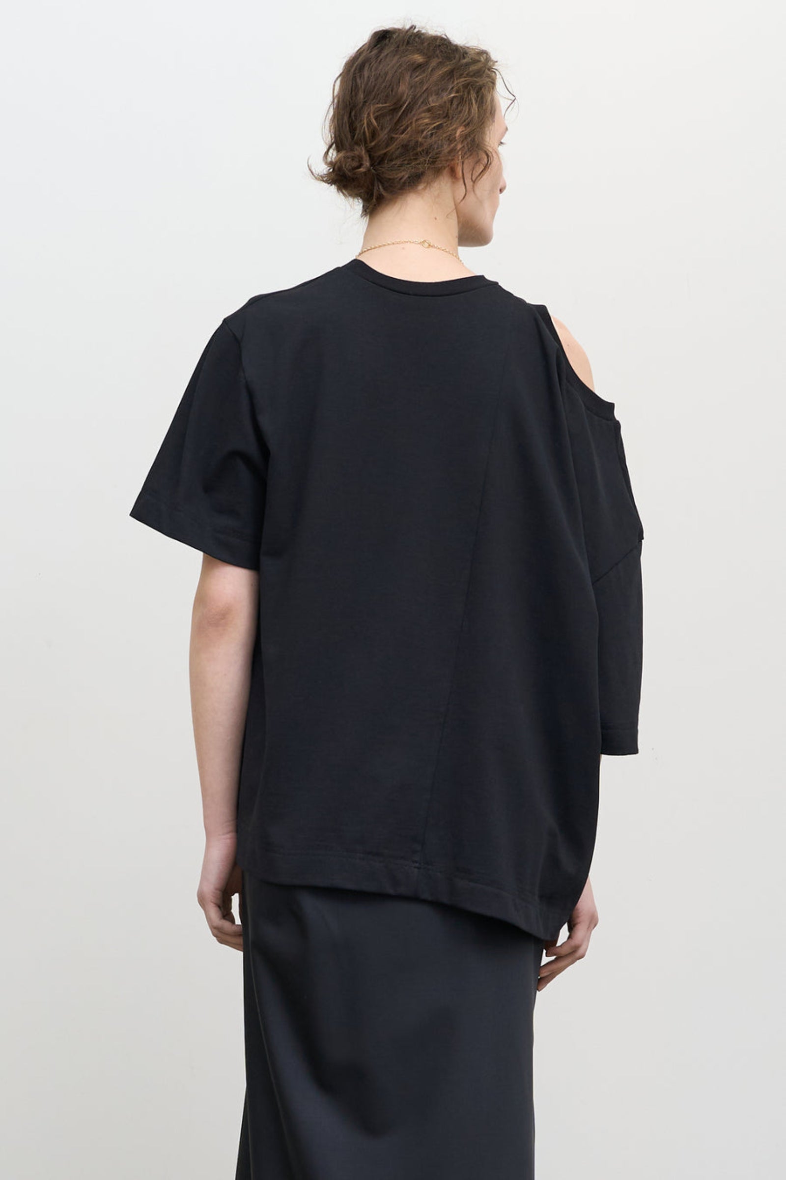 DUAL-NECK REVERSIBLE T-SHIRT black 2