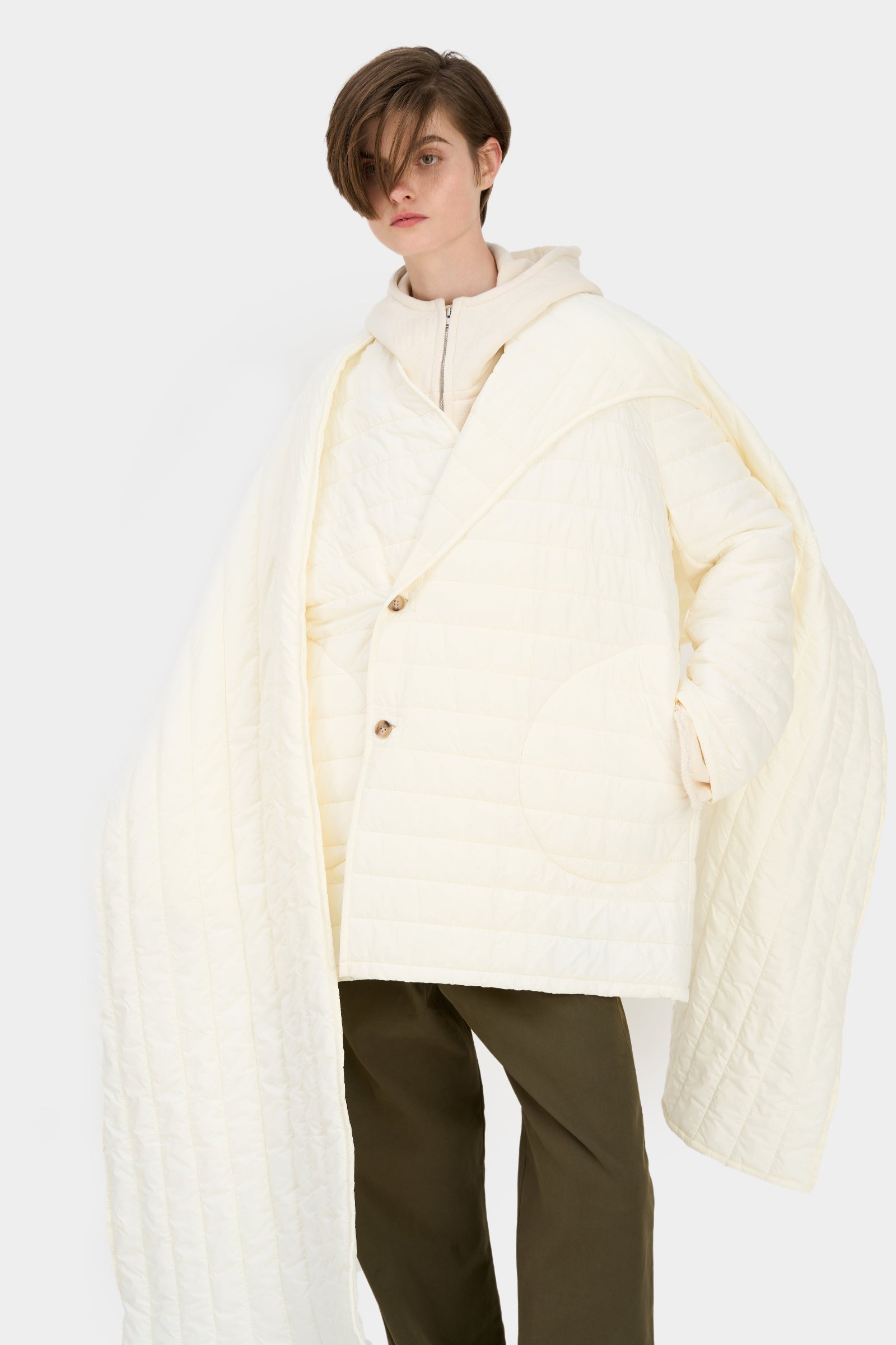 GEAR IVORY COAT
