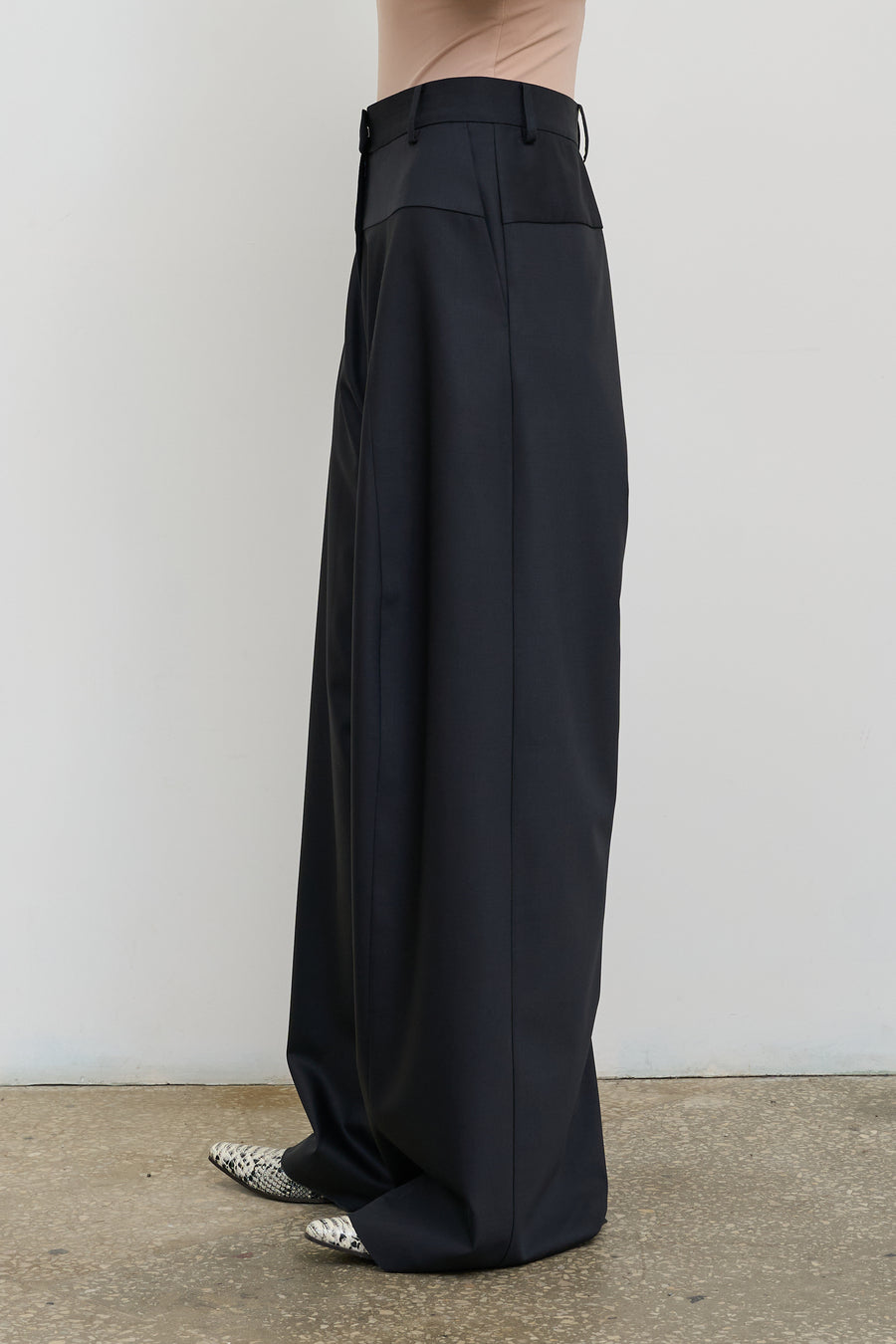 HIGH-RISE WOOL WIDE-LEG PANTS Black 3