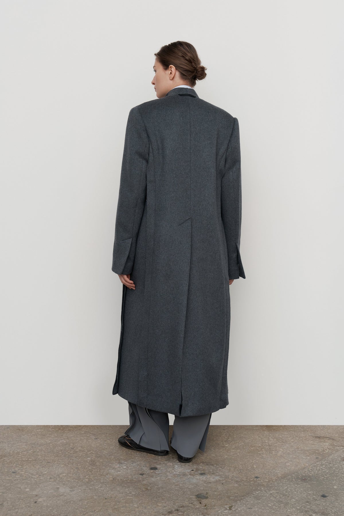 SCULPTED ASYMMETRIC WOOL COAT