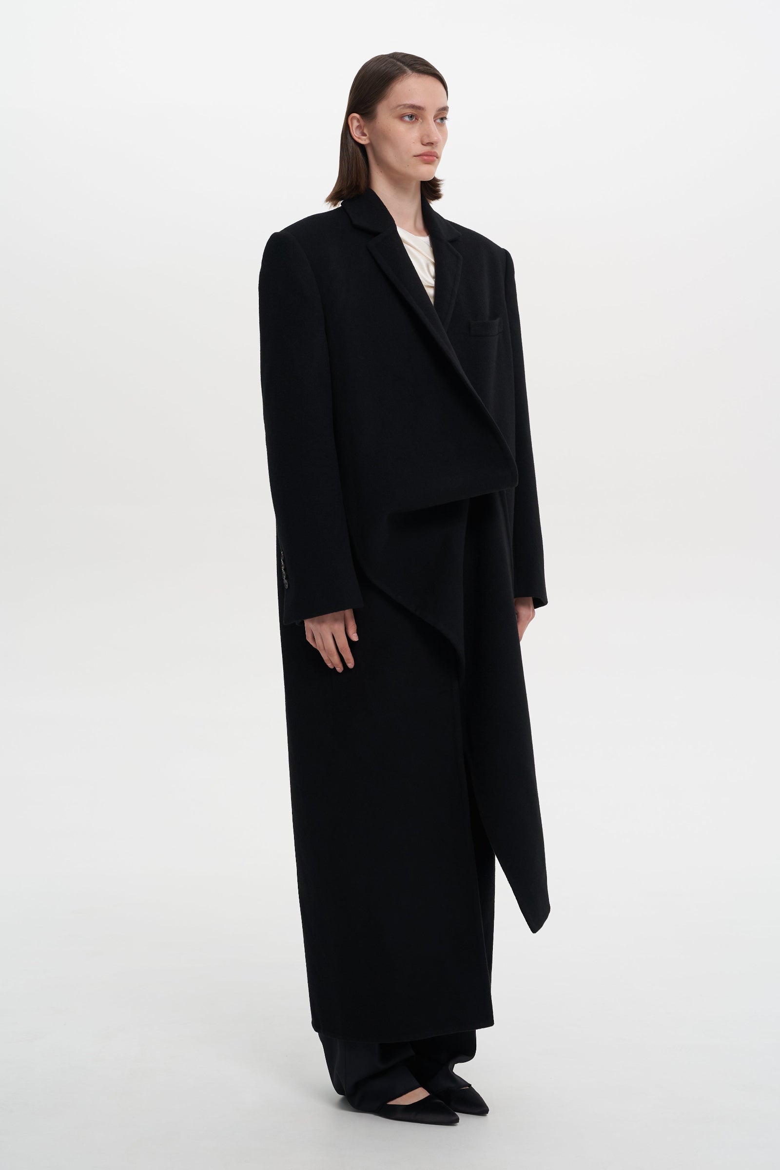 MIST BLACK COAT 1