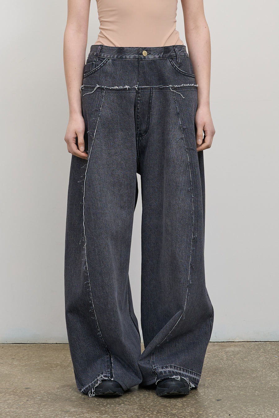 MID-RISE WIDE-LEG JEANS grey 3