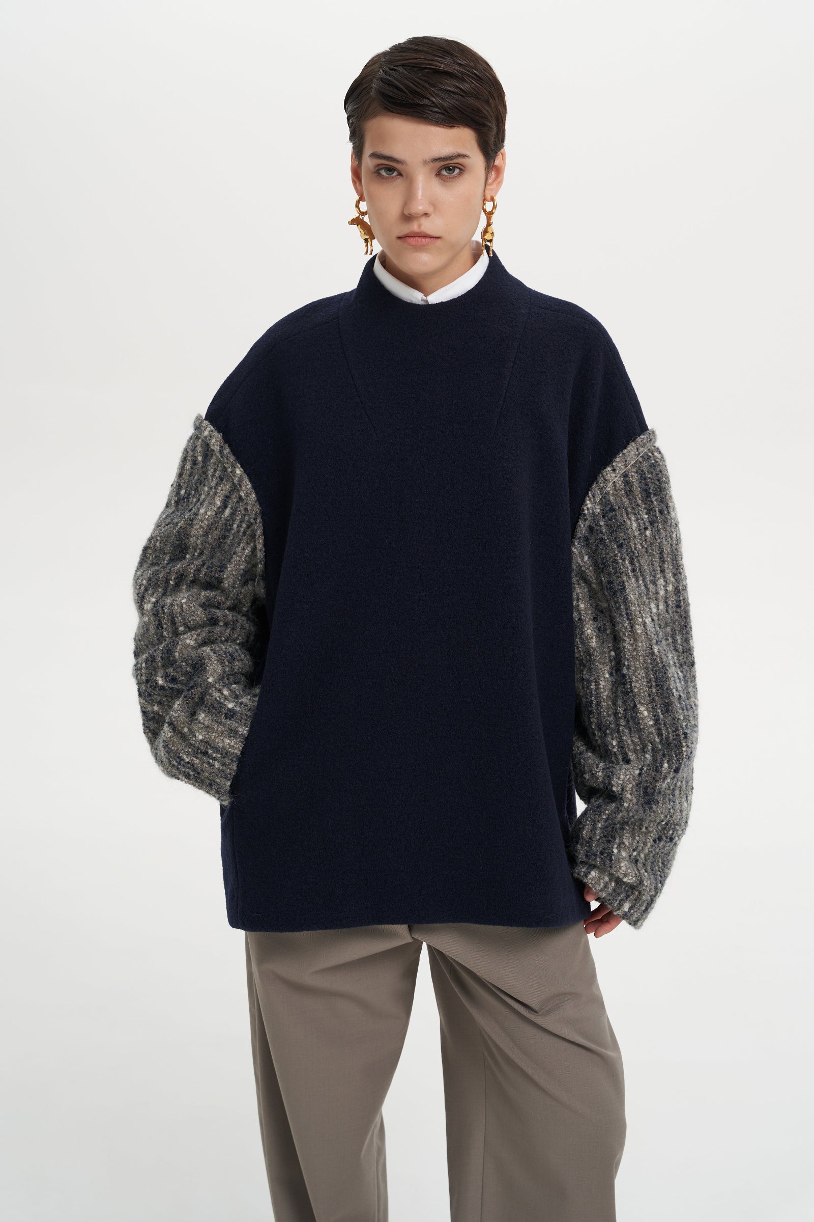 NEBULA SWEATSHIRT