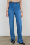 HIGH-RISE SPLIT HEM JEANS