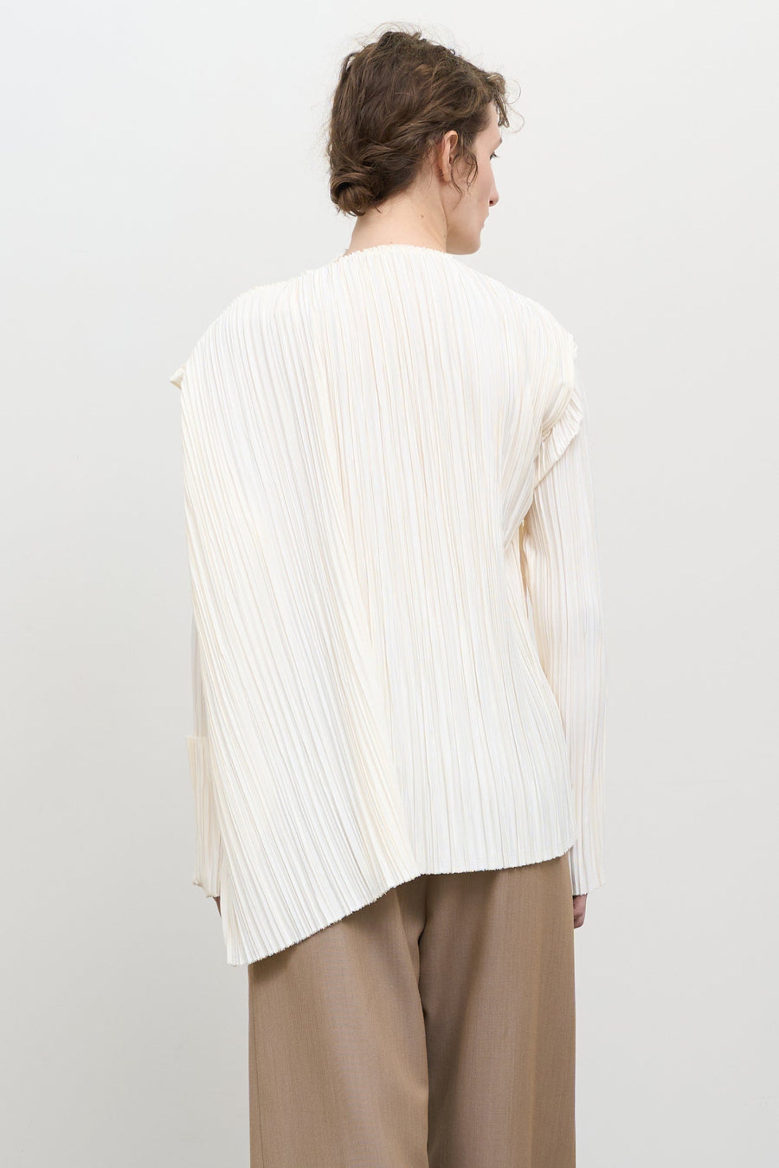 PLISSÉ BLOUSE WITH SLOUCHY SHOULDER LINE ivory 2
