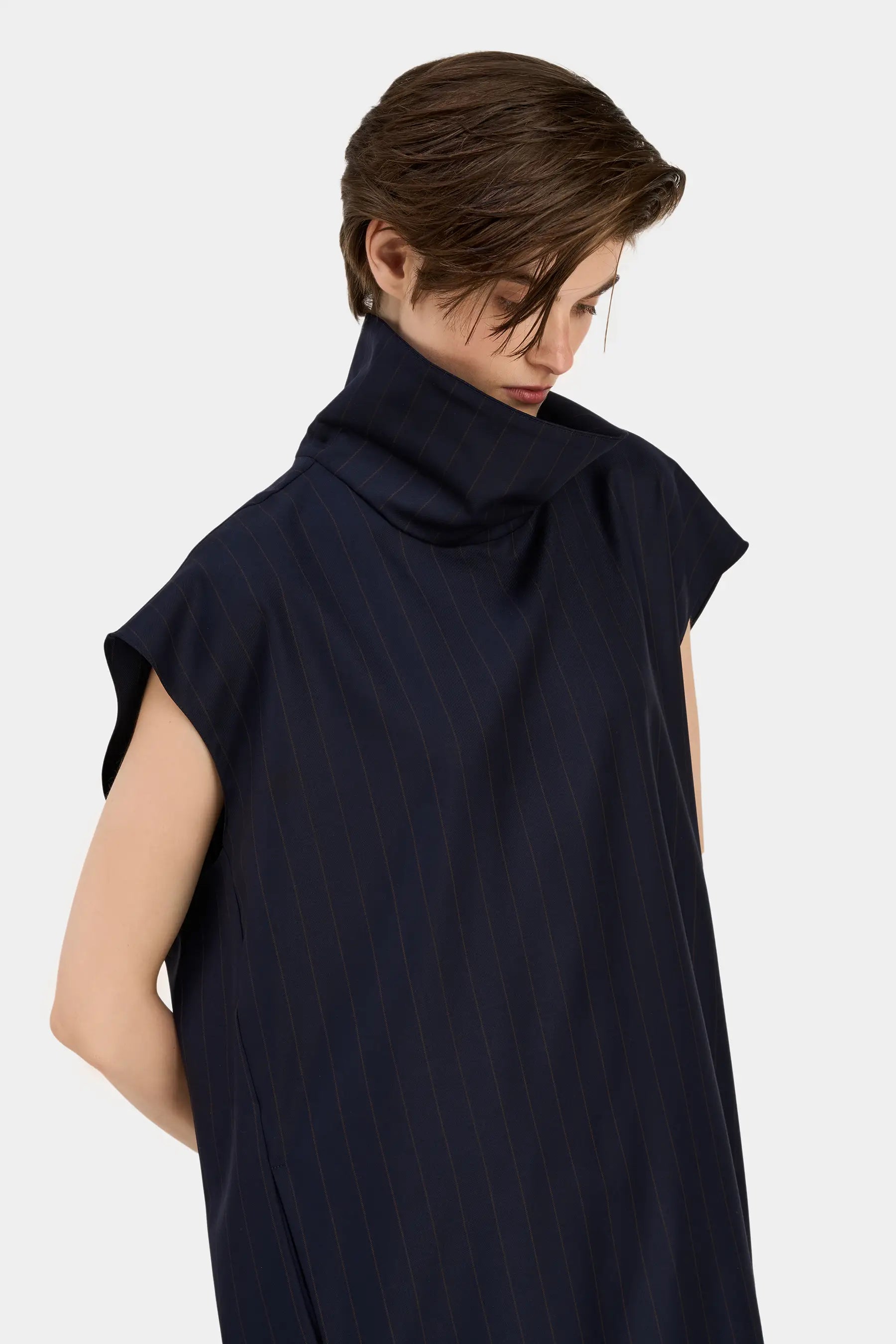 REVERSE VEST BLUE