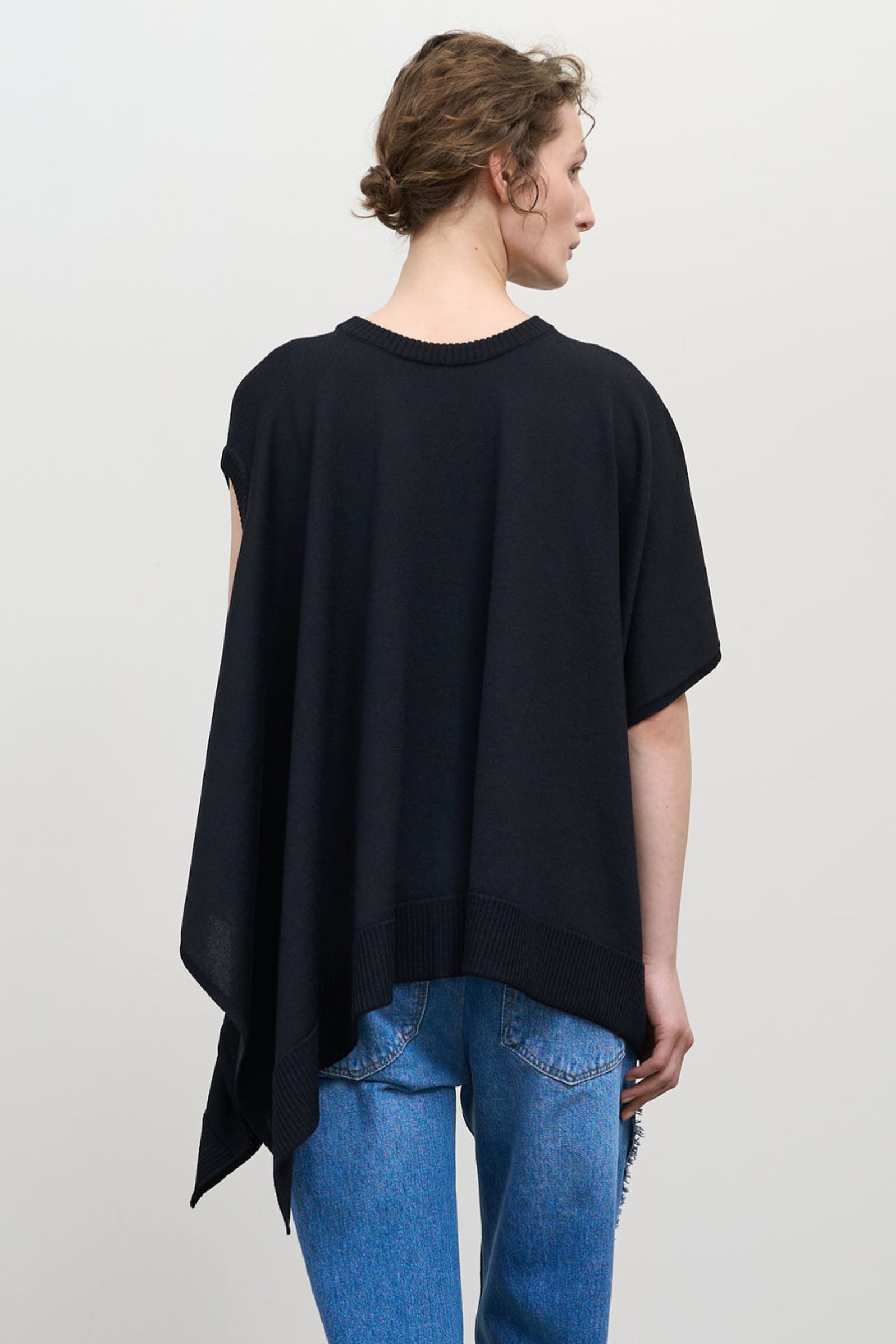 REVERSIBLE ASYMMETRIC KNIT TOP Black 3