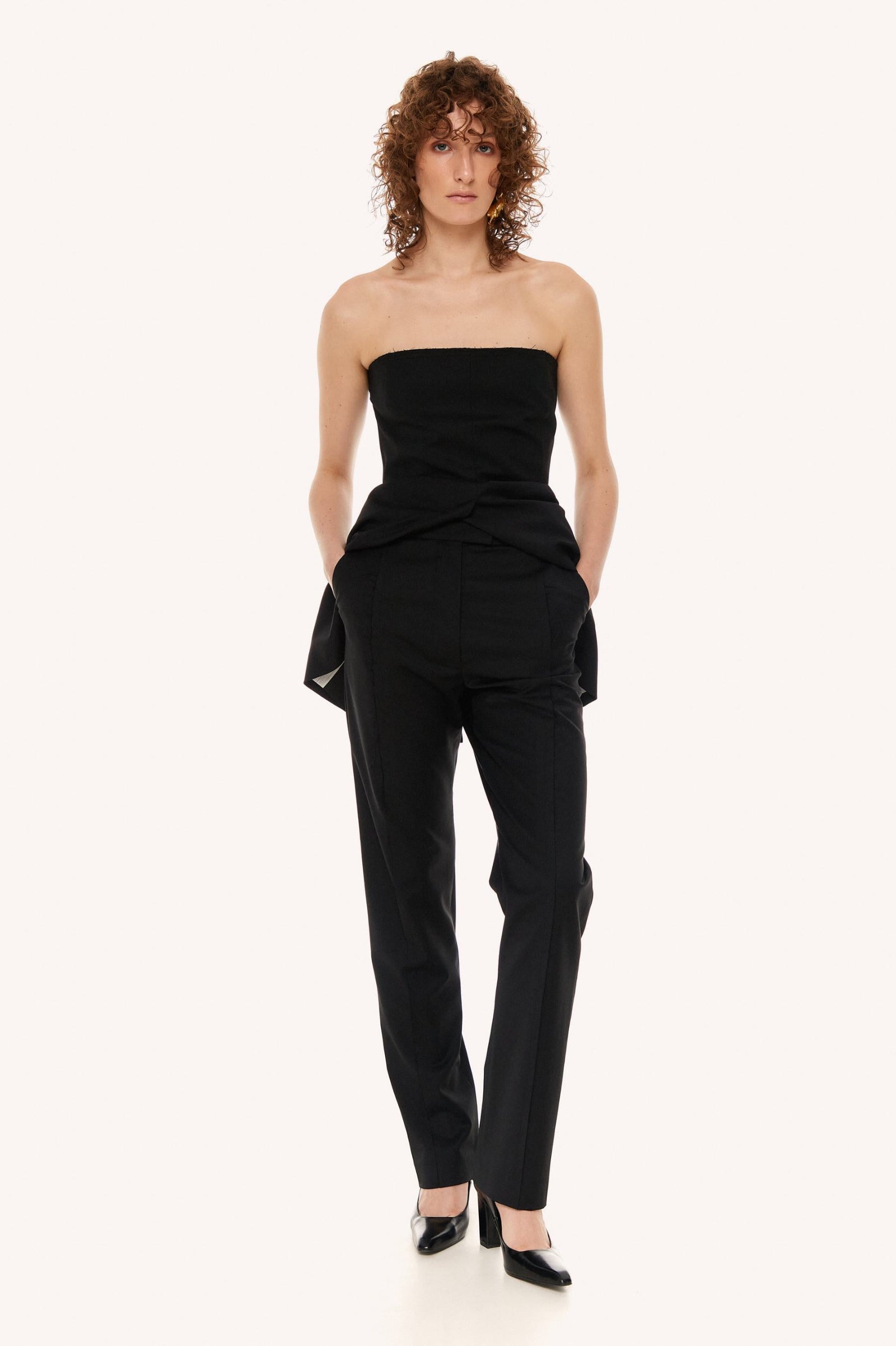 SOPHIE BLACK CORSET 4