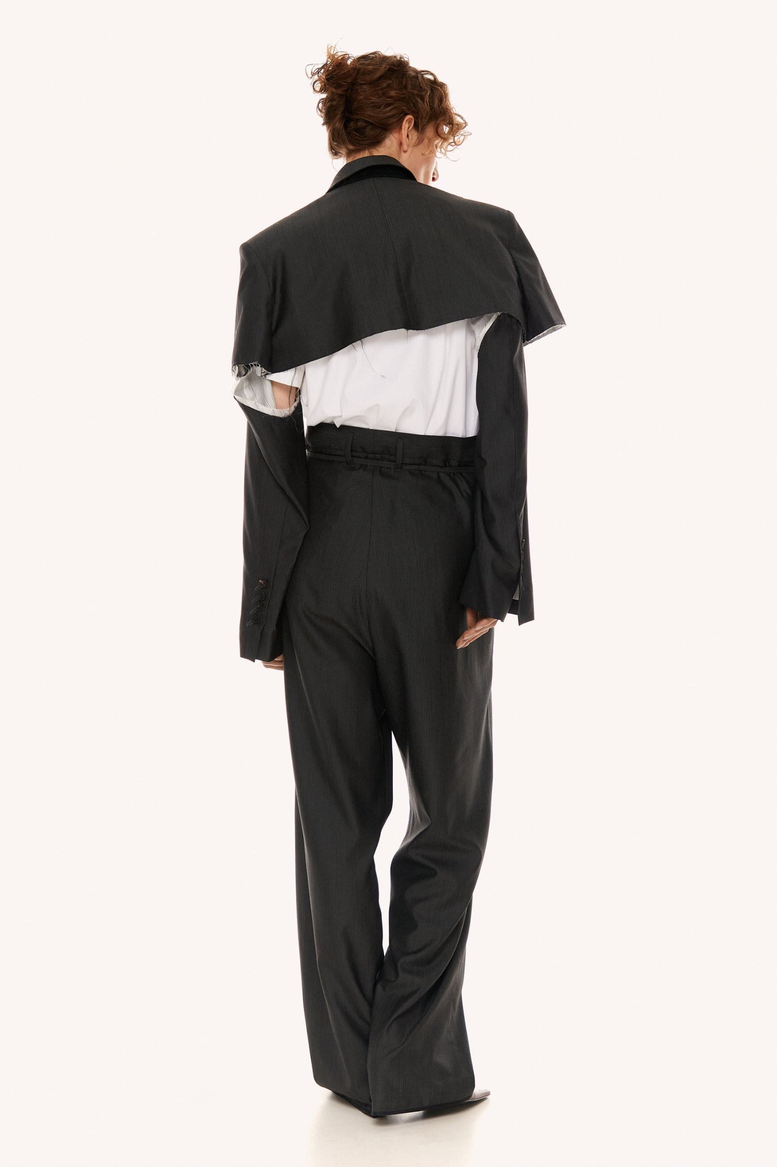 UNDERCUT JACKET back
