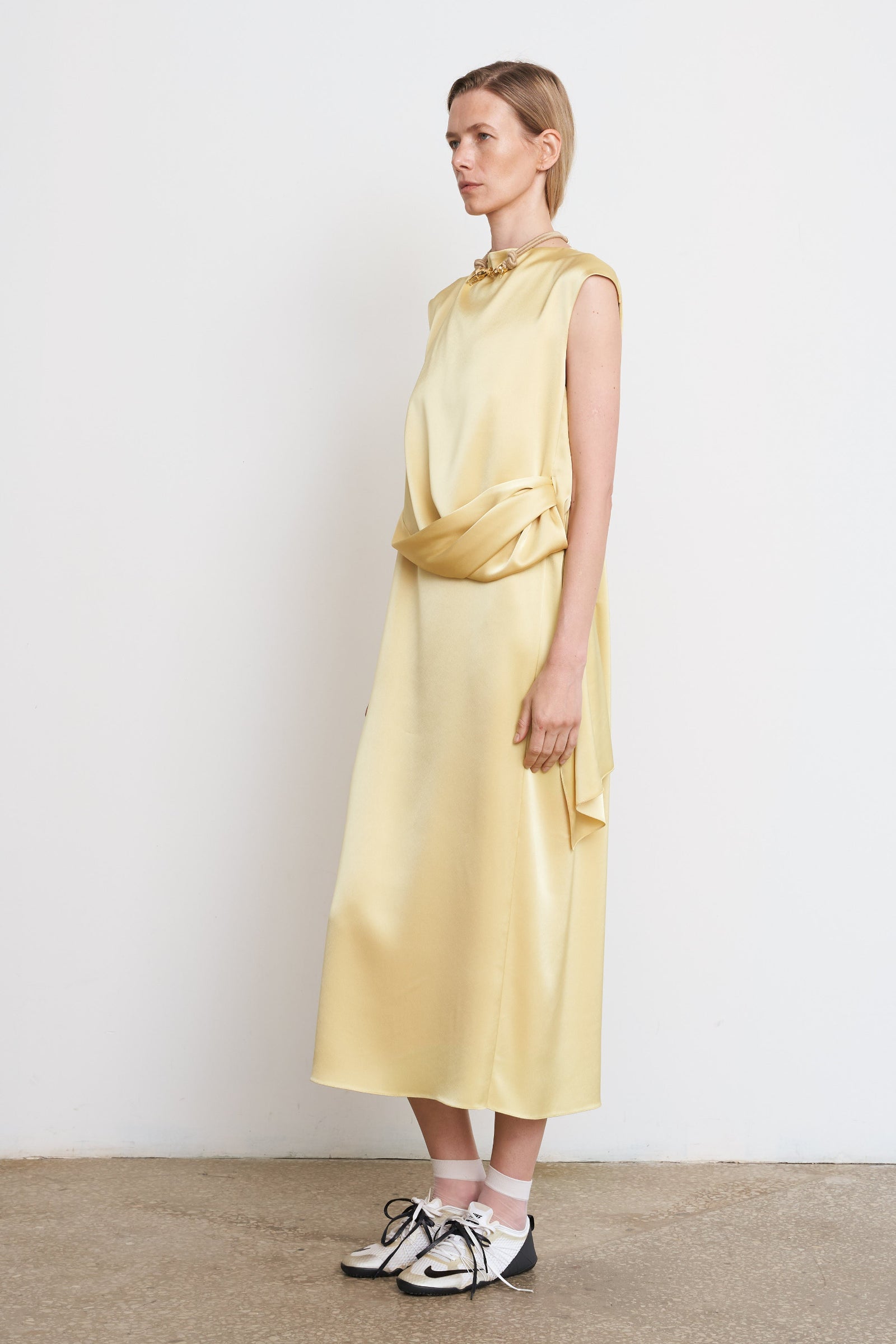 WAIST TWISTED SATIN DRESS YELLOW
