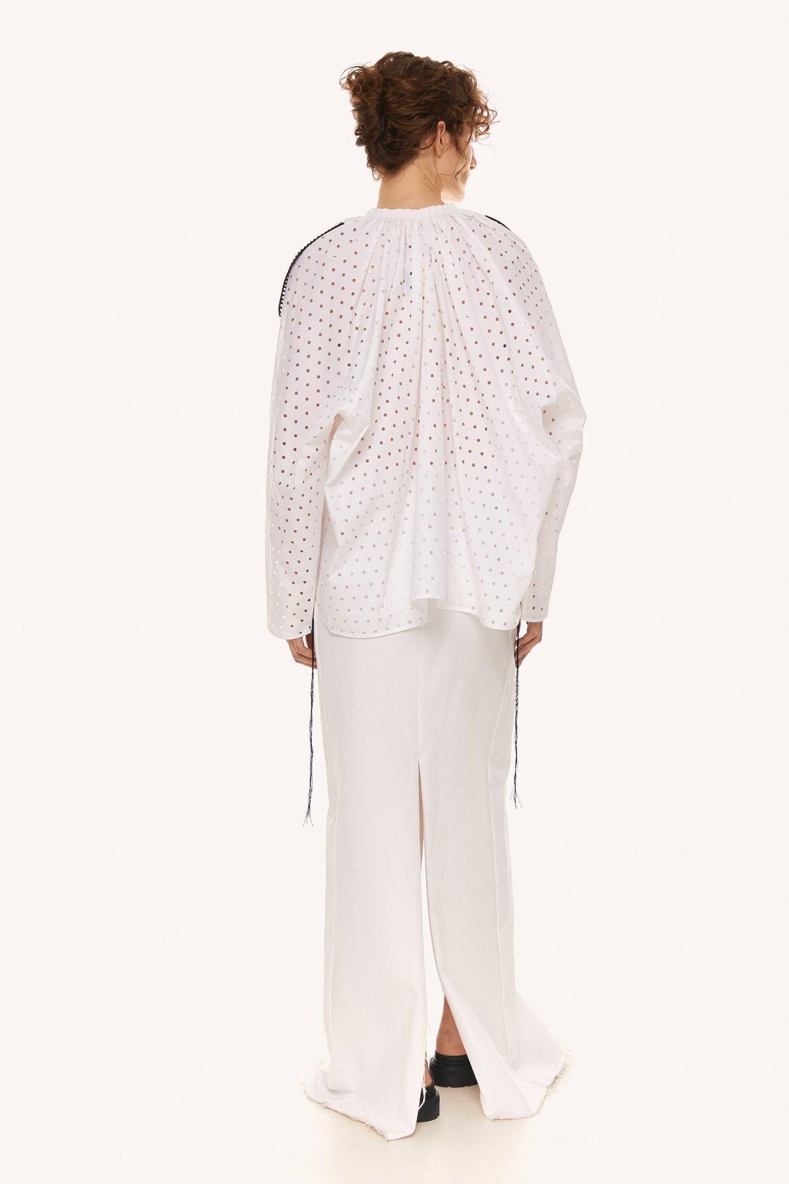 WHITE OBERIH SHIRT
