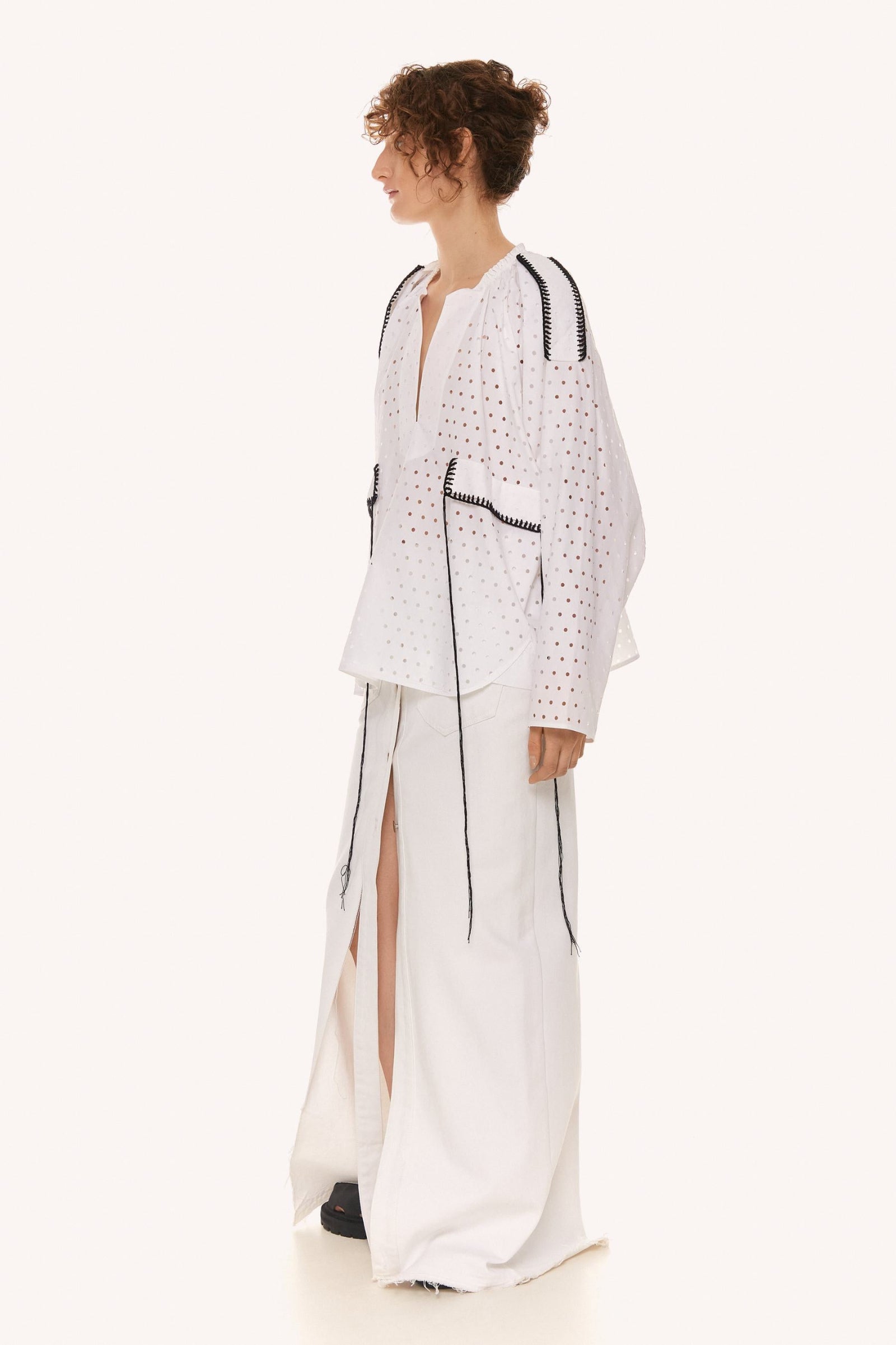 WHITE OBERIH SHIRT 1
