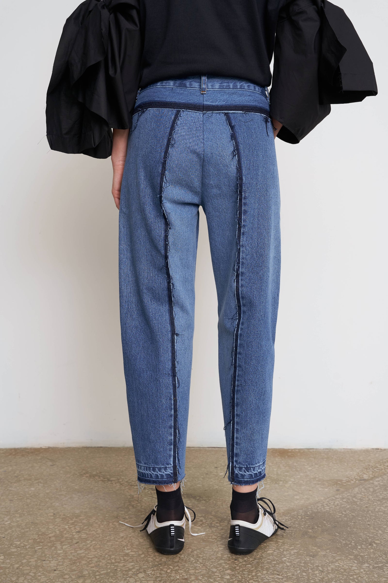 WIDE TAPERED LEG PATCHWORK JEANS 2