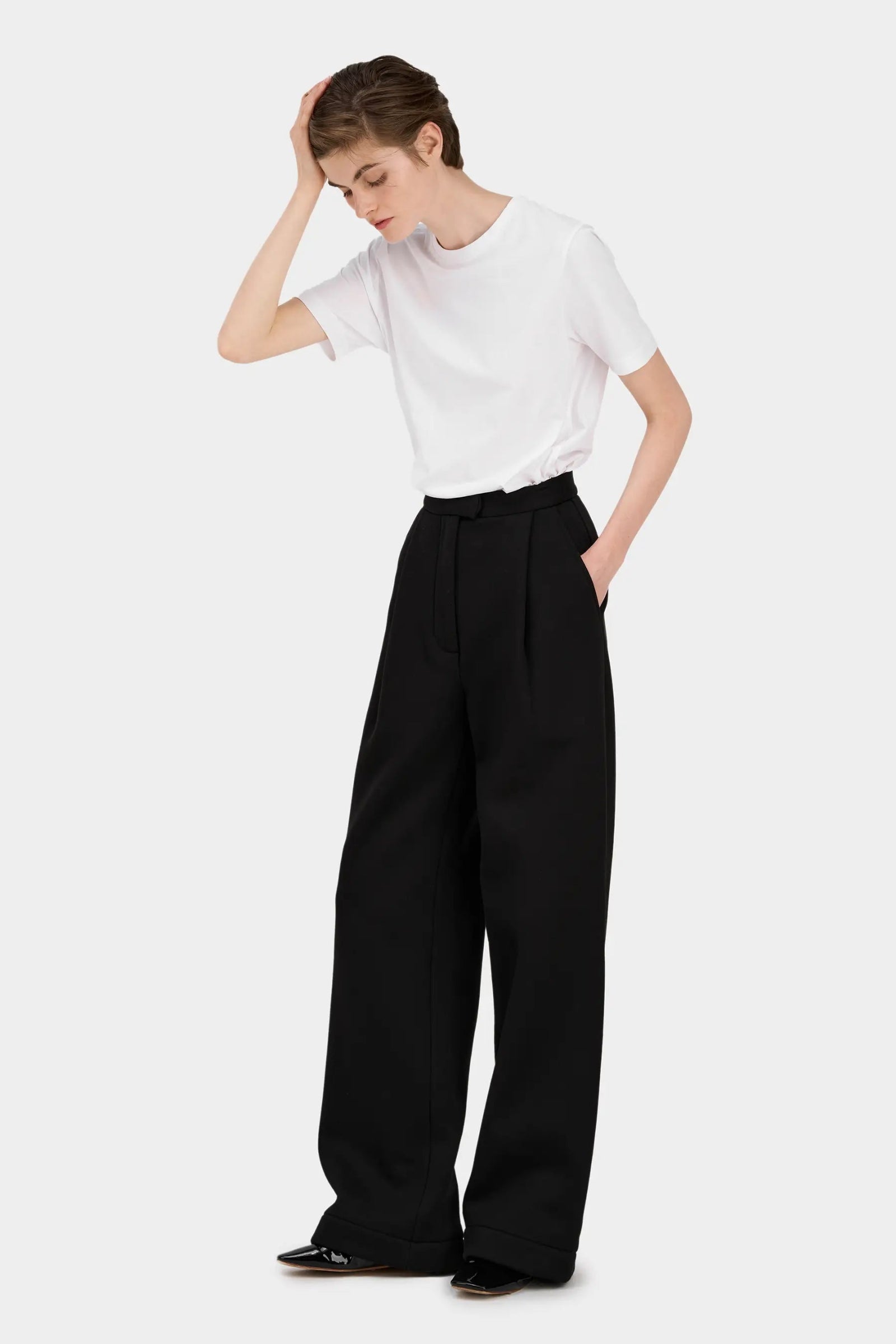 WOLF PANTS BLACK 2