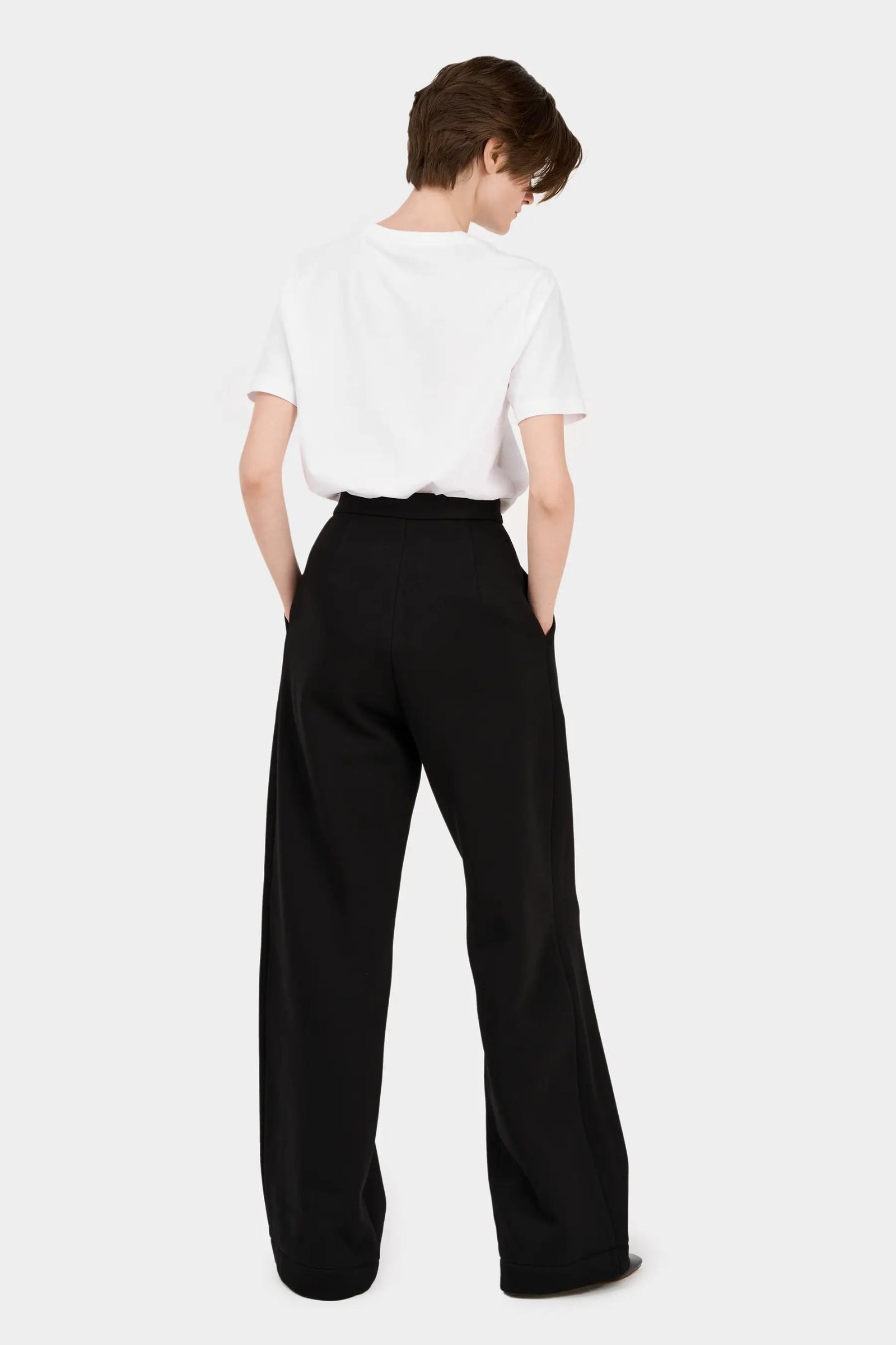WOLF PANTS BLACK 4