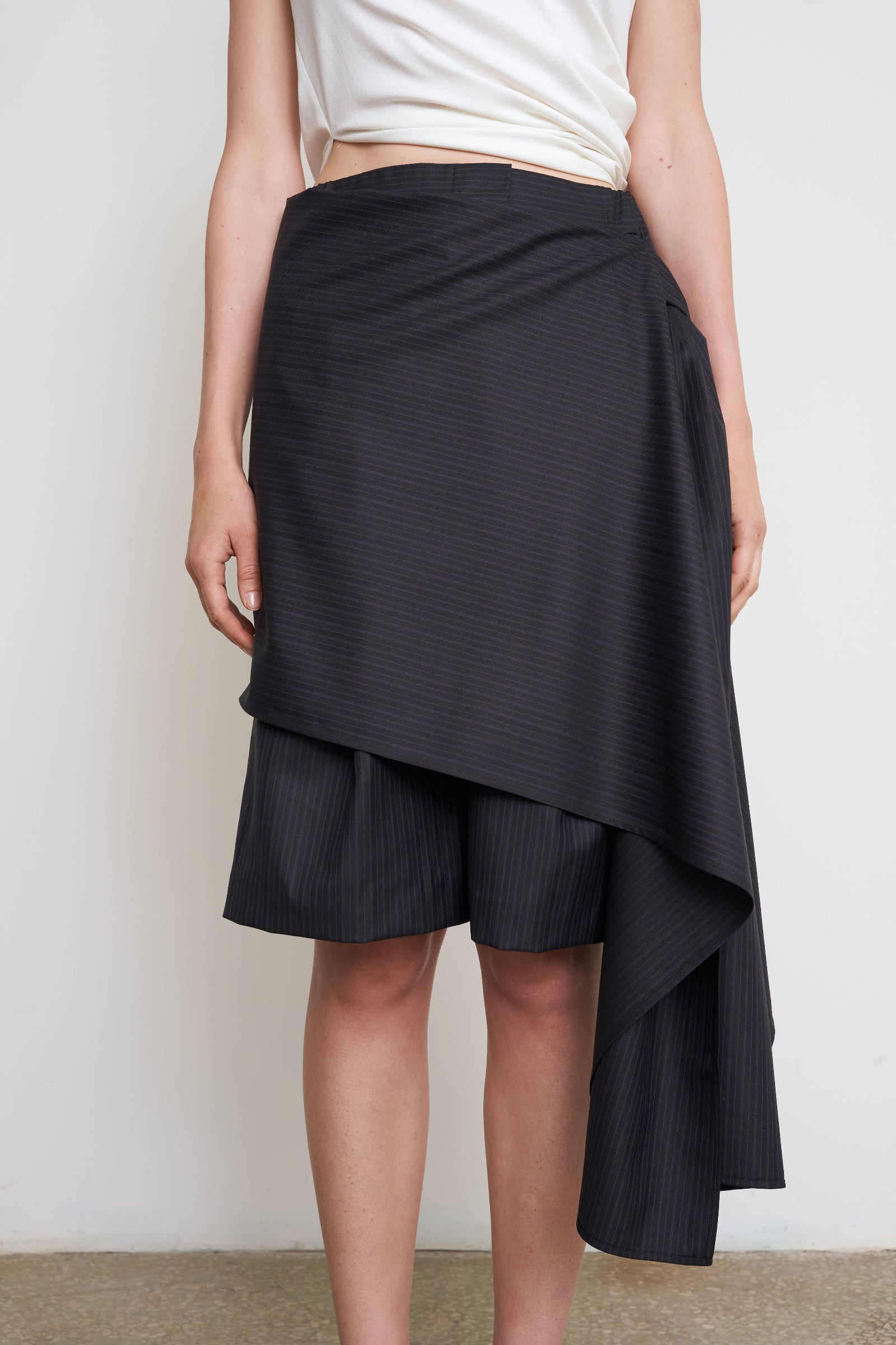 WOOL BLEND PINSTRIPE LAYARED SHORTS