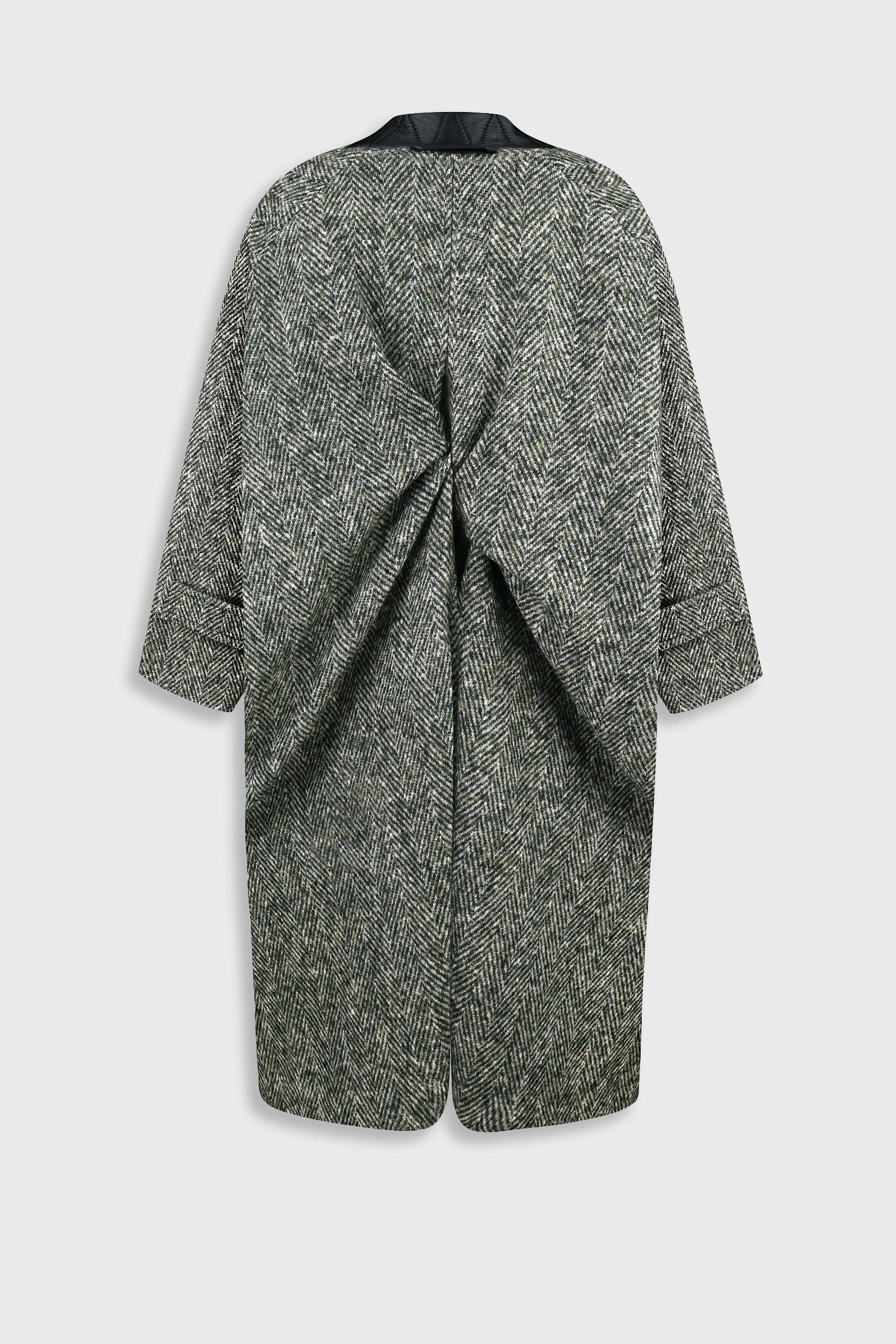 WOOL COAT WITH TWISTED BACK 6