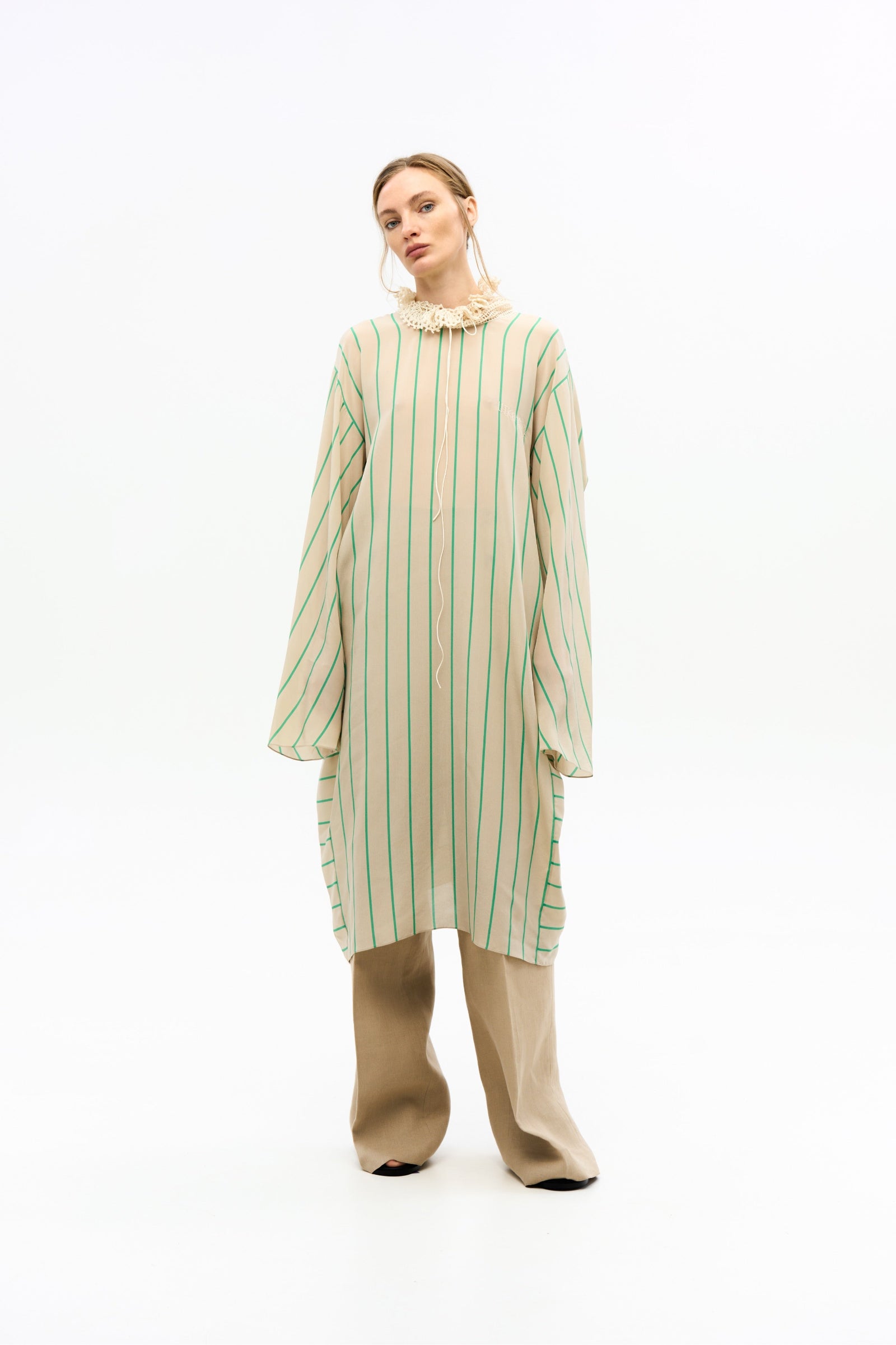 MANTA DRESS