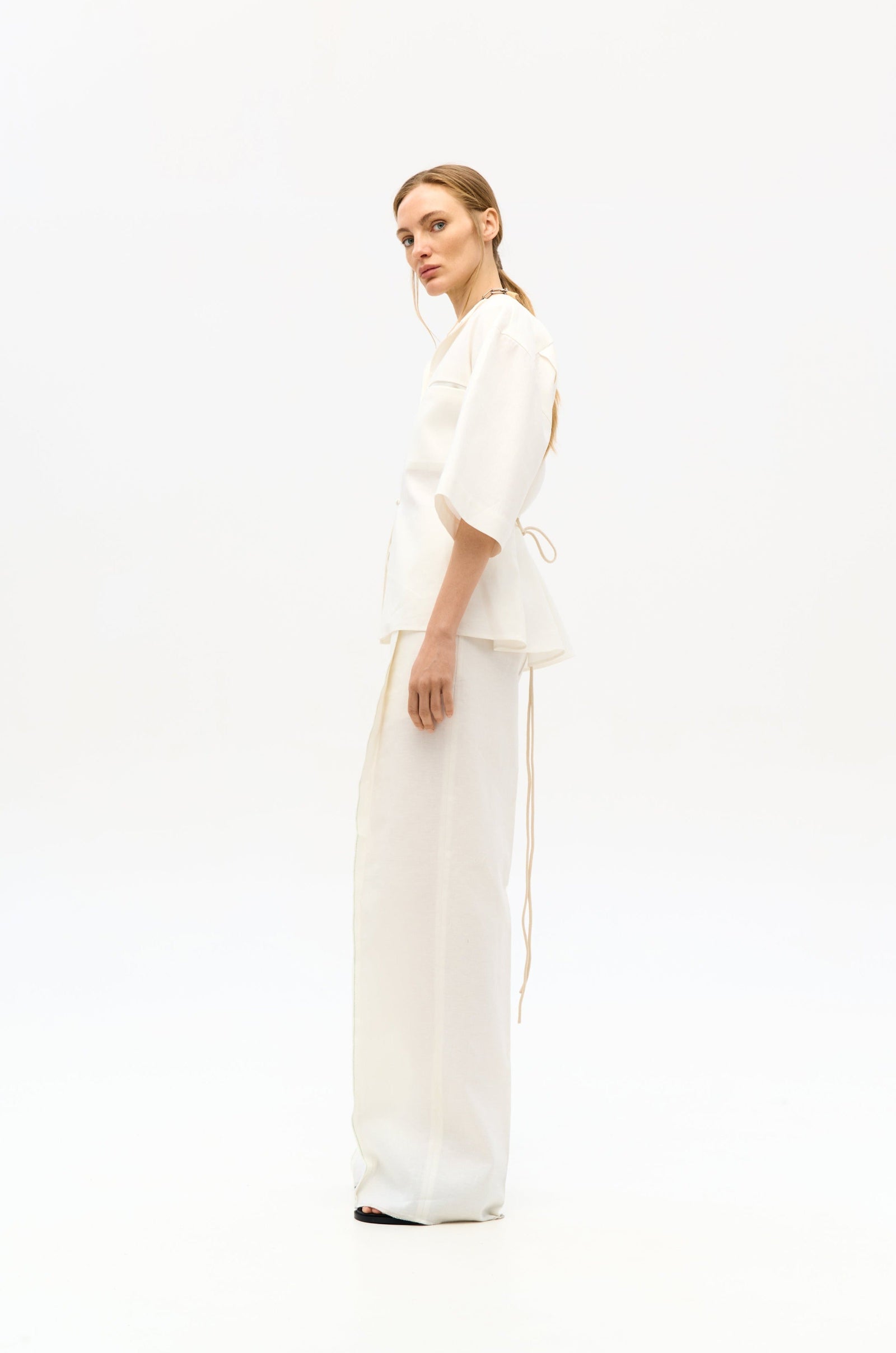 VESNYANKA BLOUSE